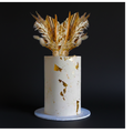 Boho Tall Cake Miami – Gold Leaf & Dried Florals